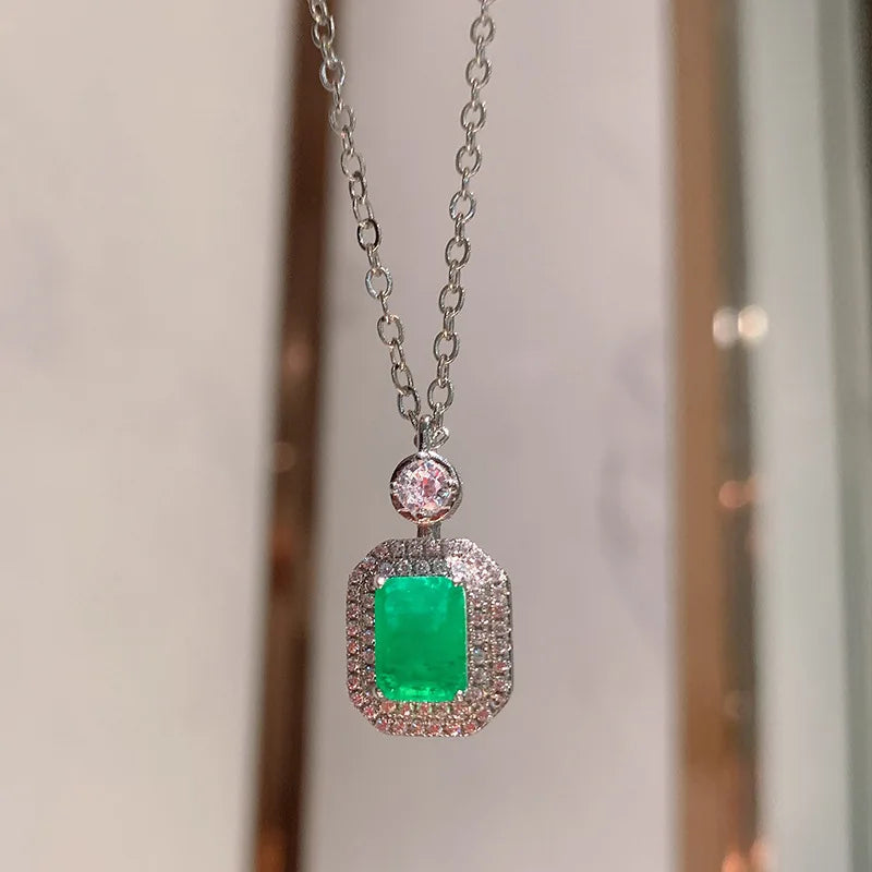 Retro Green Red Crystal Pendant Necklace for Women