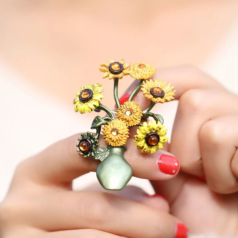 Sunflower Vase Brooches For Woman Autumn Winter Party Accessory