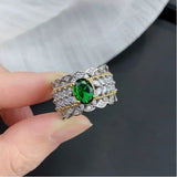 Noble Bicolor Hollow Out Emerald Ring