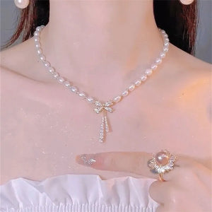 Rhinestone Bow Pearl Necklace