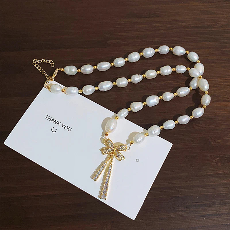 Rhinestone Bow Pearl Necklace