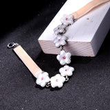 Delicate Resin Cubic Flowers Velvet Necklace