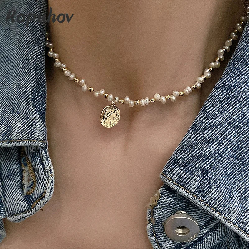 Vintage Style Freshwater Pearls Necklace for Women
