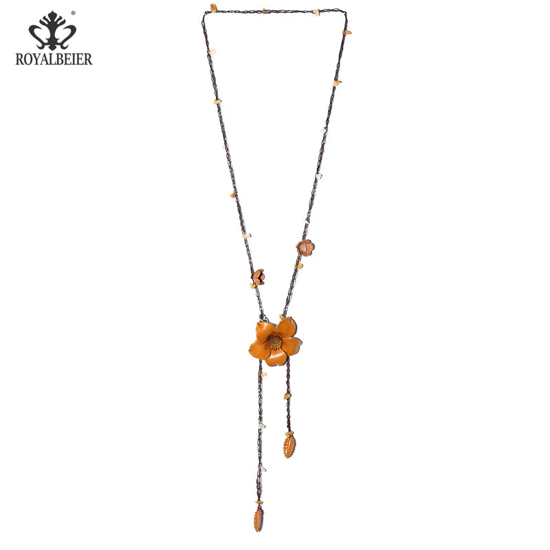 RoyalBeier Handwork Tailor Flower Pendant Necklace