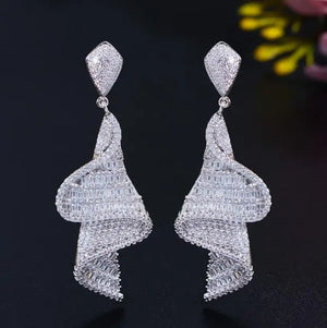 S925 Geometric Spiral Earrings Micro-set Zircon Long Earrings
