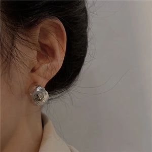 Exaggerated High-end Light Earrings Female Niche Ins Cold Style
