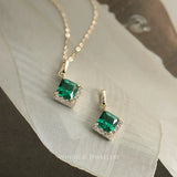 S925 Emerald Square Zirconium Pendant Necklace