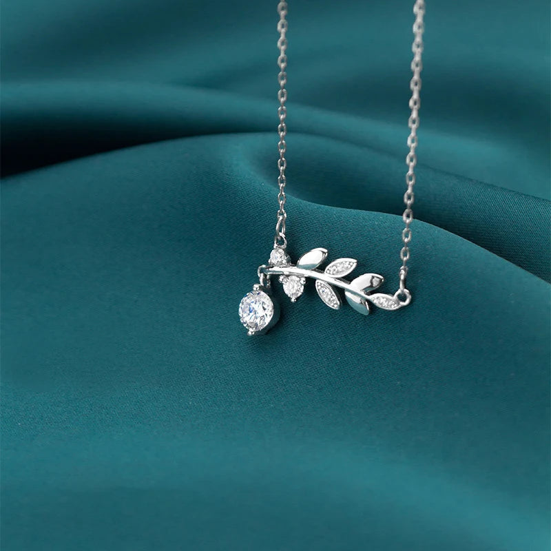 S925 Silver Necklace Fresh Diamond Leaf Leaf Clavicle Chain