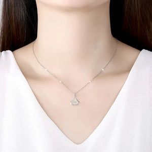 S925 Sterling Silver Necklace Beating Heart Small Skirt Pendant Clavicle Chain