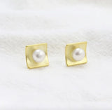 SFE2 Freshwater Pearl Stud Earrings for Women