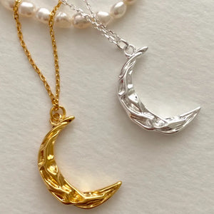 SHANICE S925 Sterling Silver Vintage Pleated Ripple Moon Necklace Pendant