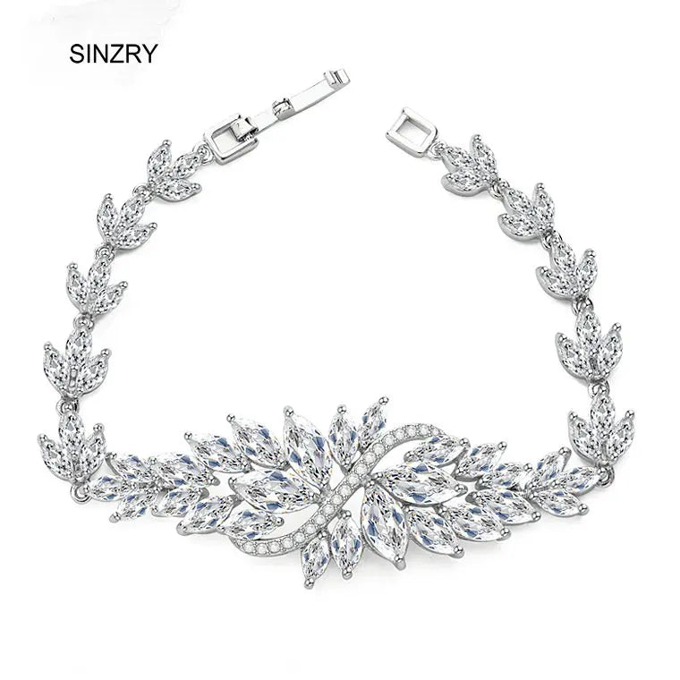 Cubic Zircon Glitter Flower Wedding Bracelet