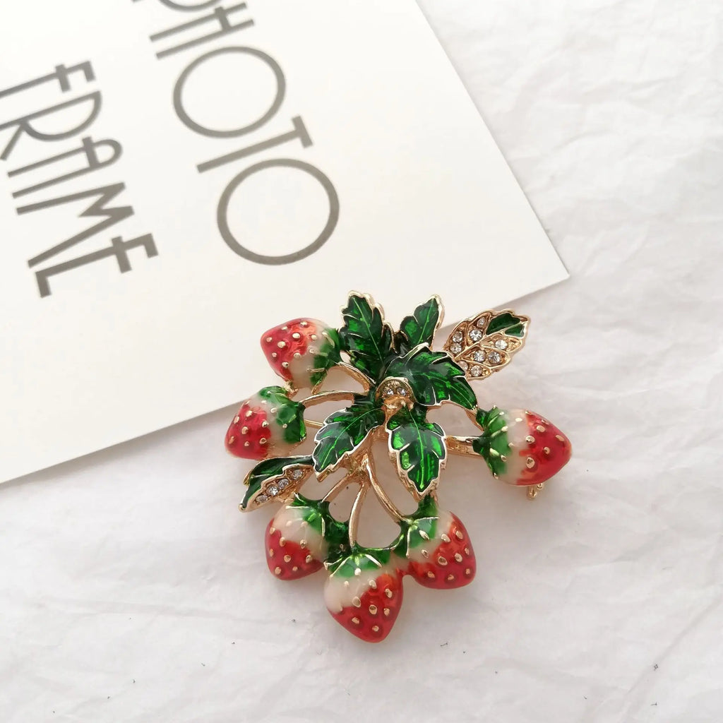 SISHION Strawberry Brooch VD1498 Vintage Brooches Women Pins Jewelry