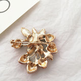 SISHION Strawberry Brooch VD1498 Vintage Brooches Women Pins Jewelry