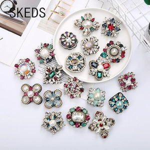 Baroque Cross Round Brooch Rhinestone Crystal Retro Badge Jewelry