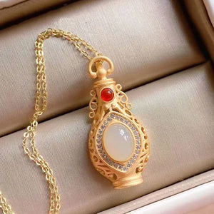 Vintage Hetian Jade Vase Pendant Necklace Diamond Women's Chinese Style