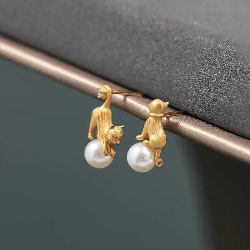 Cat Pearl Stud Earrings Asymmetrical Girl Earrings