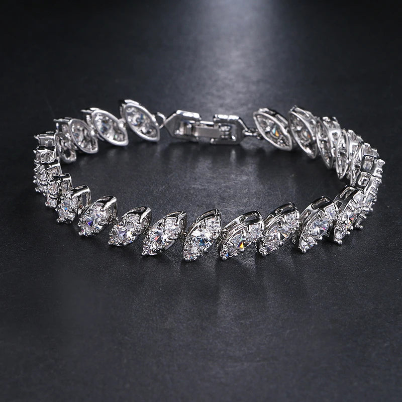 SUGU Dazzling Personality Zirconia Bracelet Gift