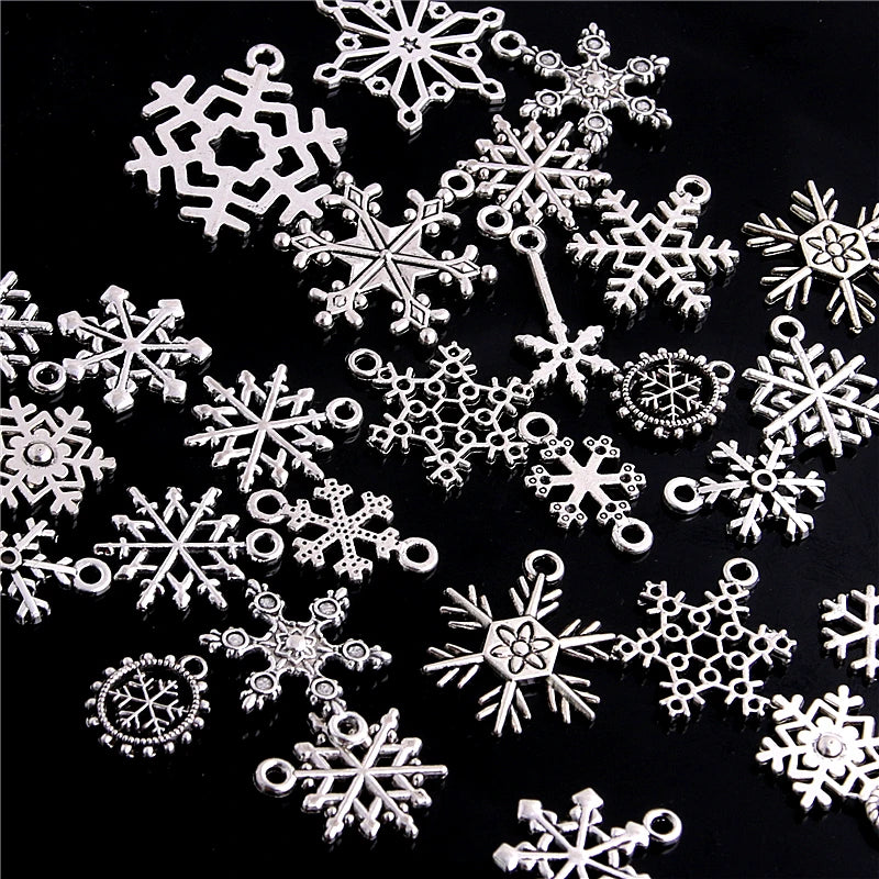 100pcs Vintage Christmas Snowflake Charms for DIY Jewelry Making