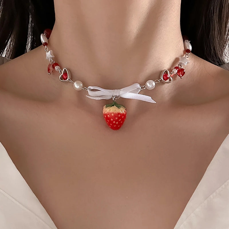 Red Strawberry Pendant Collar Necklace Gothic Y2K Heart Shaped Pearl Chain