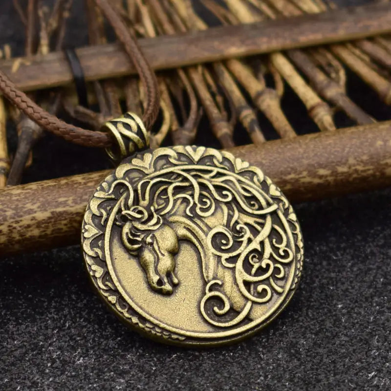 Horse Head Pendant Talisman Animal Charm Necklace Amulet Gift Jewelry