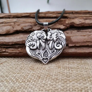 Ravens Heart Pendant Crow Bird Necklace Valentine Couple Family Gift Talisman