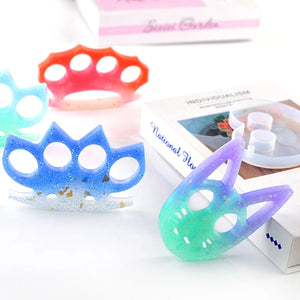 Self-Defense Finger Keychain Mold Anti-Wolf Knuckles Keyring