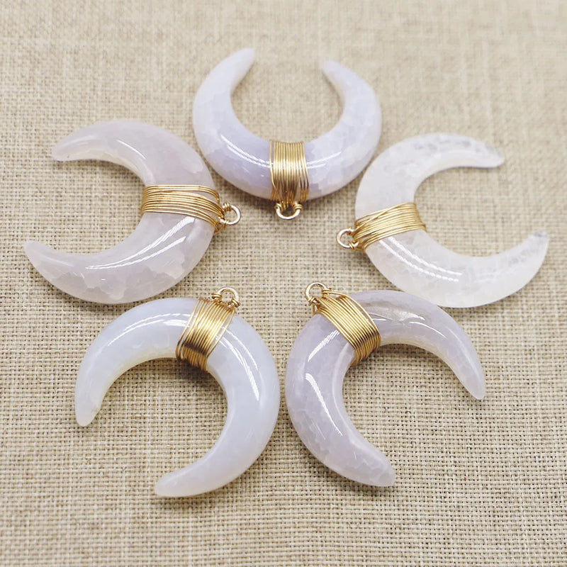 Crystal Stone Tooth Crescent Horns Pendants Necklaces 4Pcs