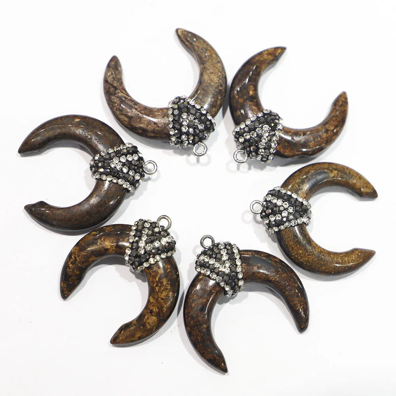 Natural Stone Bull Horn Crescent Moon Necklace Pendant Healing Reiki Charm