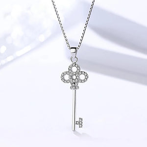 High-End Pearl Earrings with Floral Design
