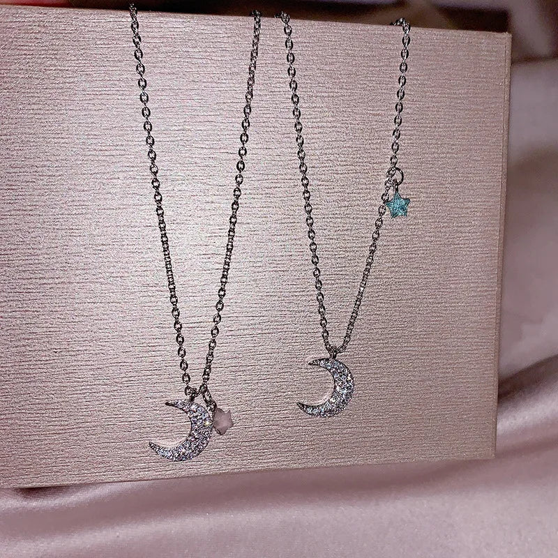 Sterling Silver VVS1 Moon Diamond Pendant for Women