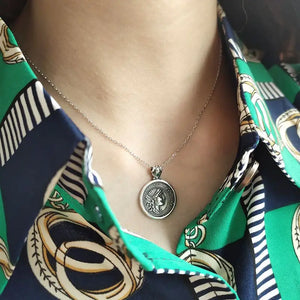 925 Silver Figure Necklace Vintage Fashionable Pendant Necklace