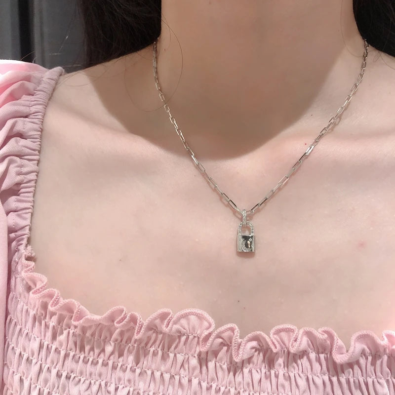 925 Silver Moon Lock Pendant Necklace Wide Chain Fashionable Jewelry