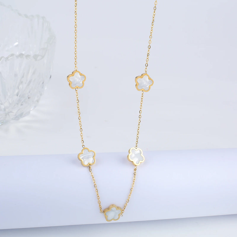 Leaf Flower Pendant Necklace 7 Shells Stainless Steel 18K Plated Jewelry
