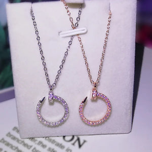 Rose Inlaid Diamond Nail Necklace Curved Round Pendant Chain