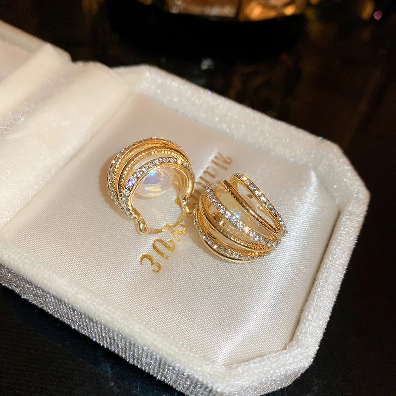 Golden Pearl Women Jewelry Ear Studs Metal Ball Ear Drops