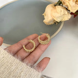 Golden C-Shaped Round Ear Clip Earrings Retro Style