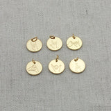 Hand Gestures Disc Pendant Necklace for Sister Daughter Necklaces