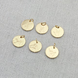 Hand Gestures Disc Pendant Necklace for Sister Daughter Necklaces