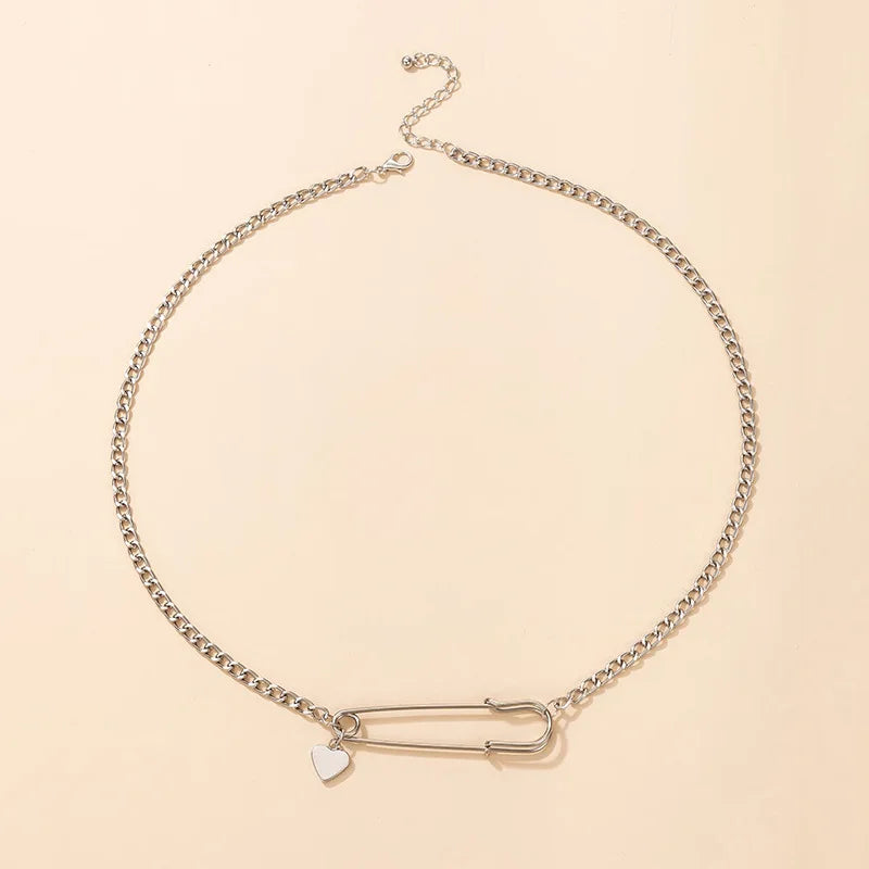Hip Hop Choker Chain Necklace for Women with Pin Love Pendant