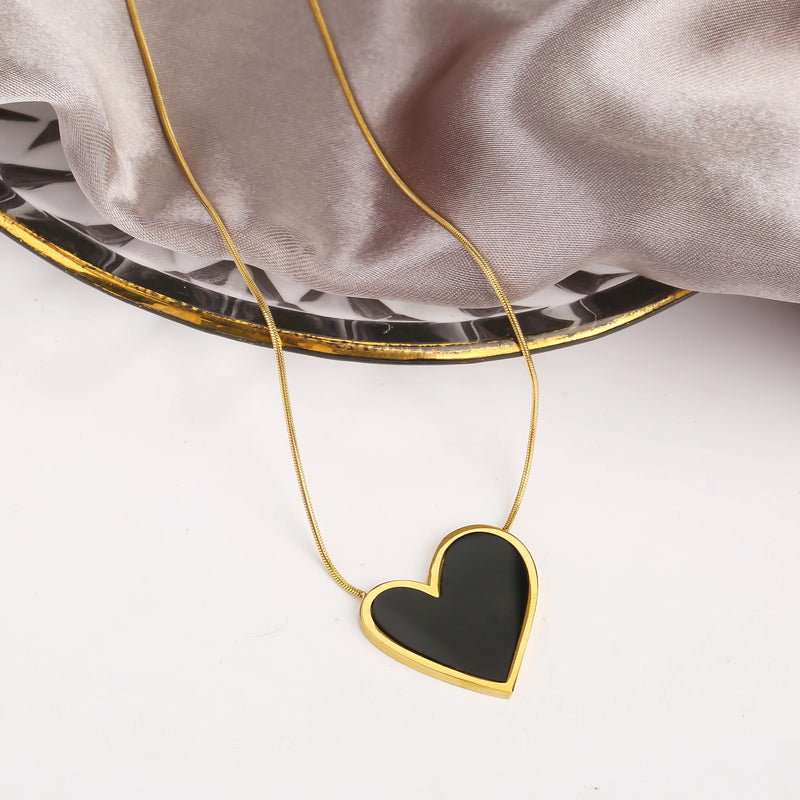 Heart Shaped Stainless Steel Pendant Necklace for Woman Girl