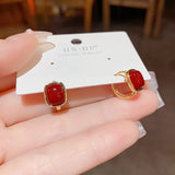 High-End Red Pearl Square Earrings