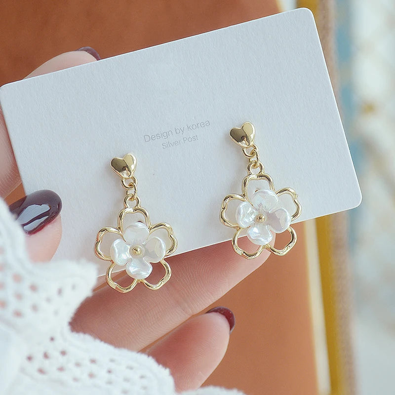 Vintage Hollow Flower Earring 14k Plated Stud Earrings Bijoux Gift