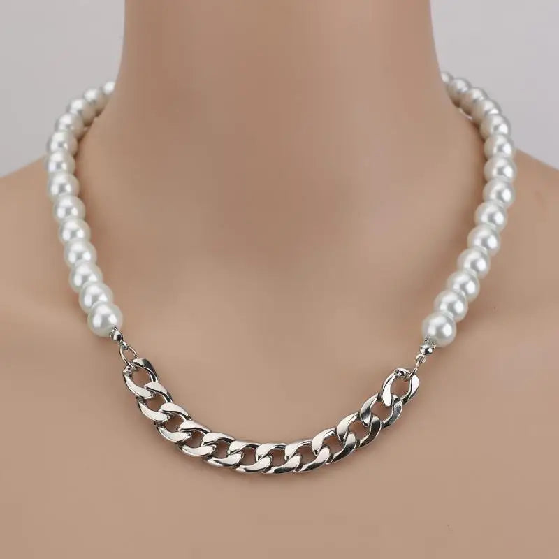Women's Daily Wear Pearl Clavicle Chain Necklace