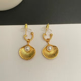 Retro Shell Pendant Earrings