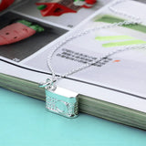 Fashionable 925 Silver Camera Pendant Necklace for Women