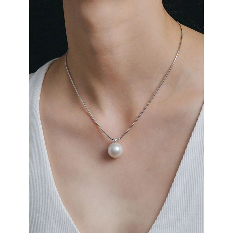 Single Big Pearl Necklace Female Neck Chain Clavicle Chain Short Sweater Chain