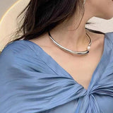Single Pearl Choker Necklace for Women Minimalist Collar Torque Punk Jewelry