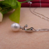 Luster Tear Drop Pearl Pendant Necklace