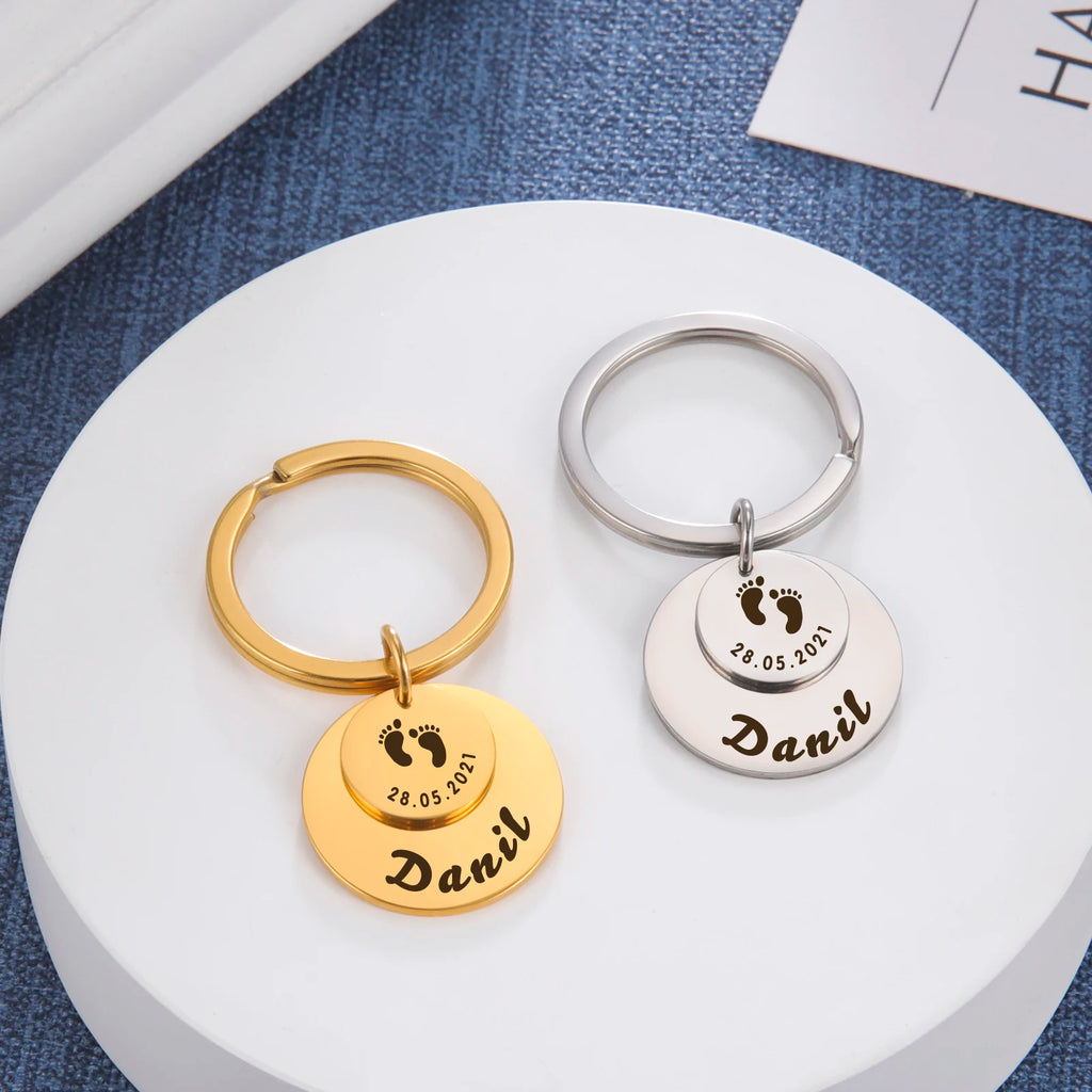 Sipuris Round Shape Engraved Name Date Keychain Stainless Steel Jewelry